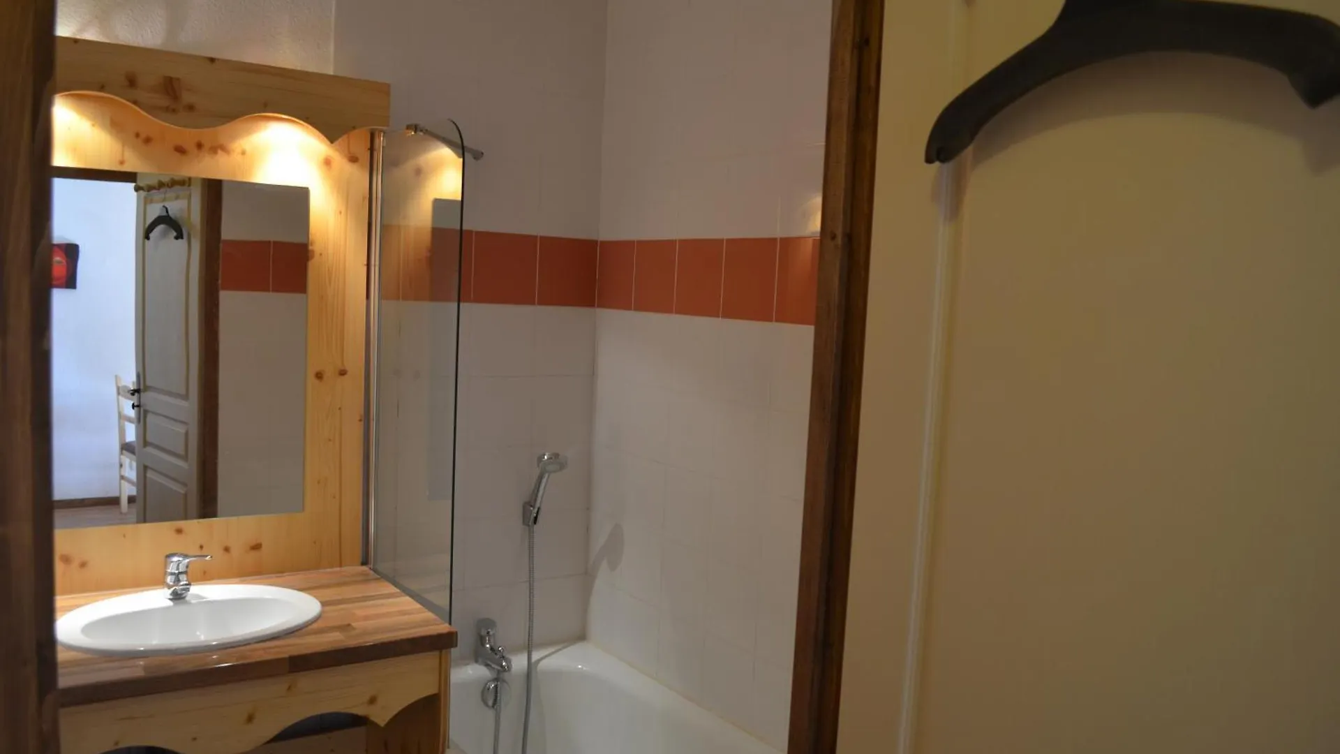 Apartment Appartements 3 Vallees, Piscine Et Sauna Orelle